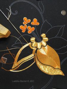Zoom sur la phase 4 "Kara-hana flower" - couchure tour après tour